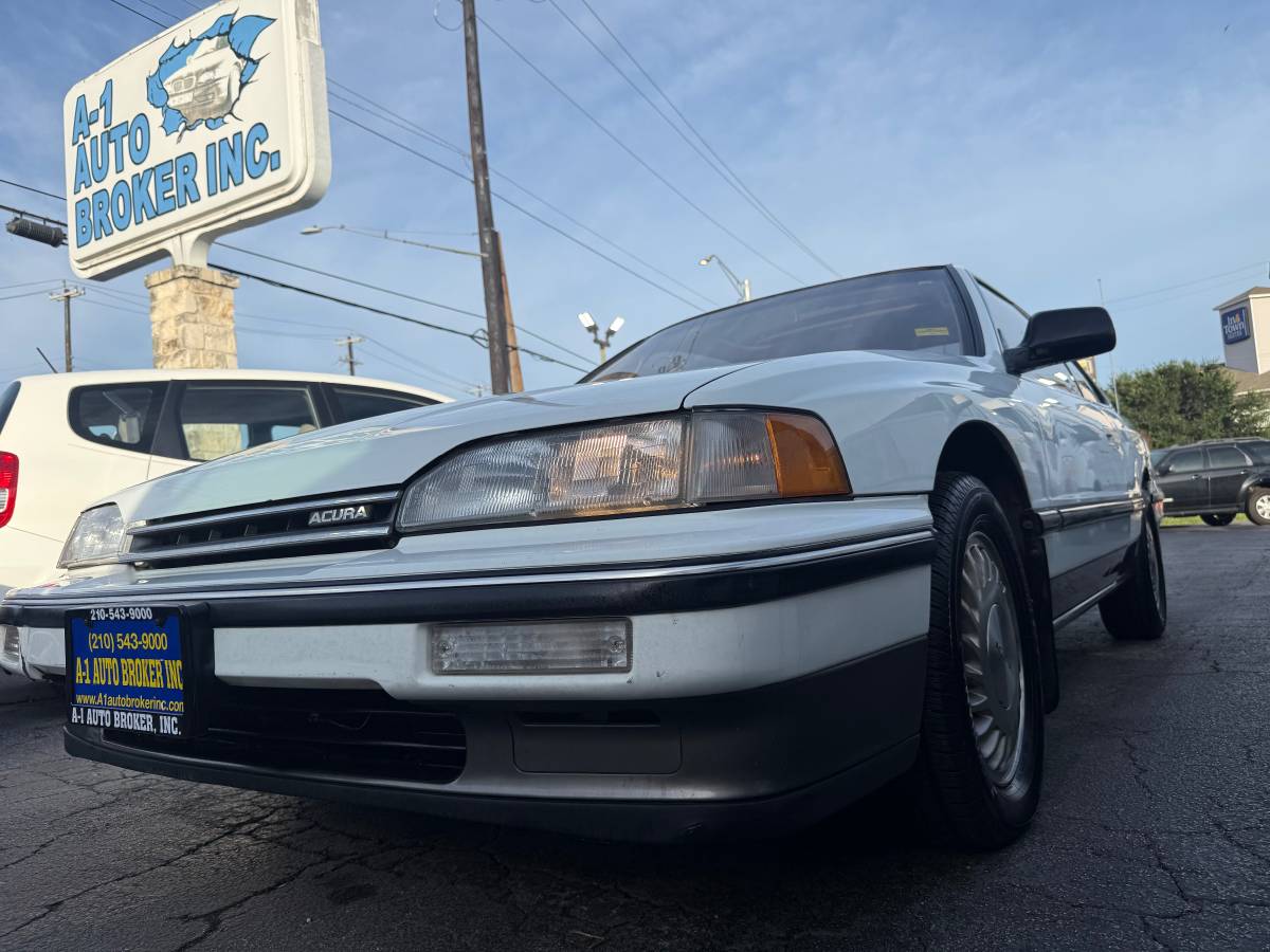 Acura-Legend-1989-white