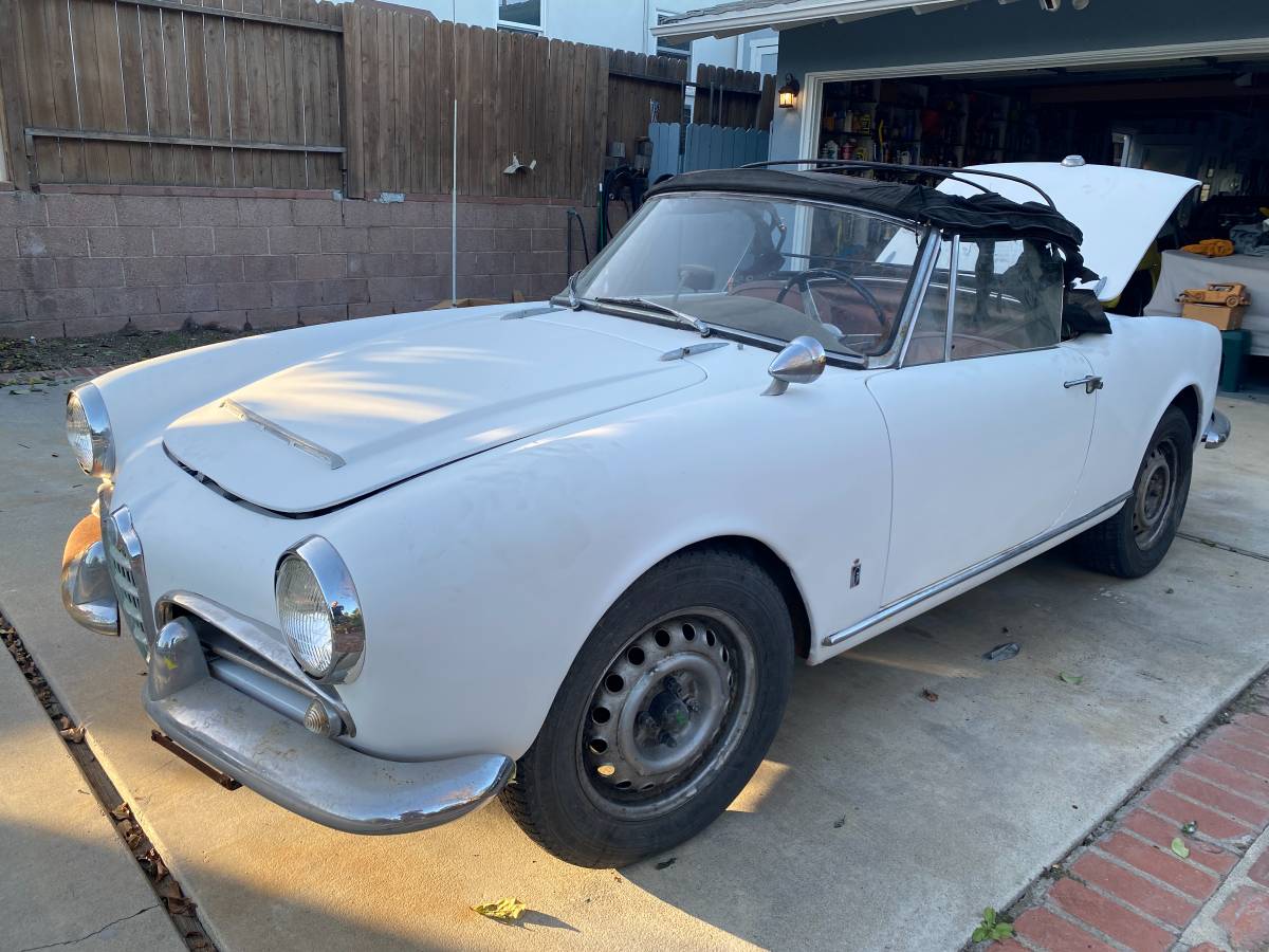 Alfa-romeo-Giulia-spider-1963-white