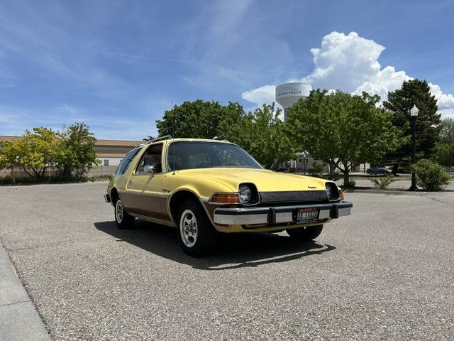 Amc-Pacer-wagon-1977-yellow