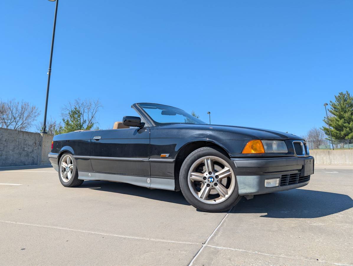 Bmw-318i-1995-black
