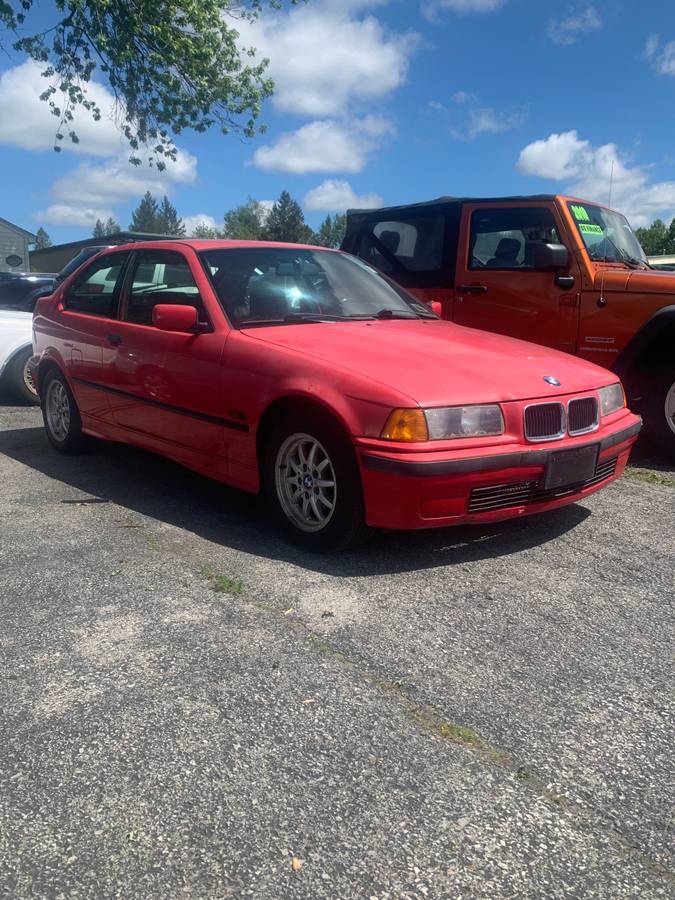 Bmw-318ti-1995-red