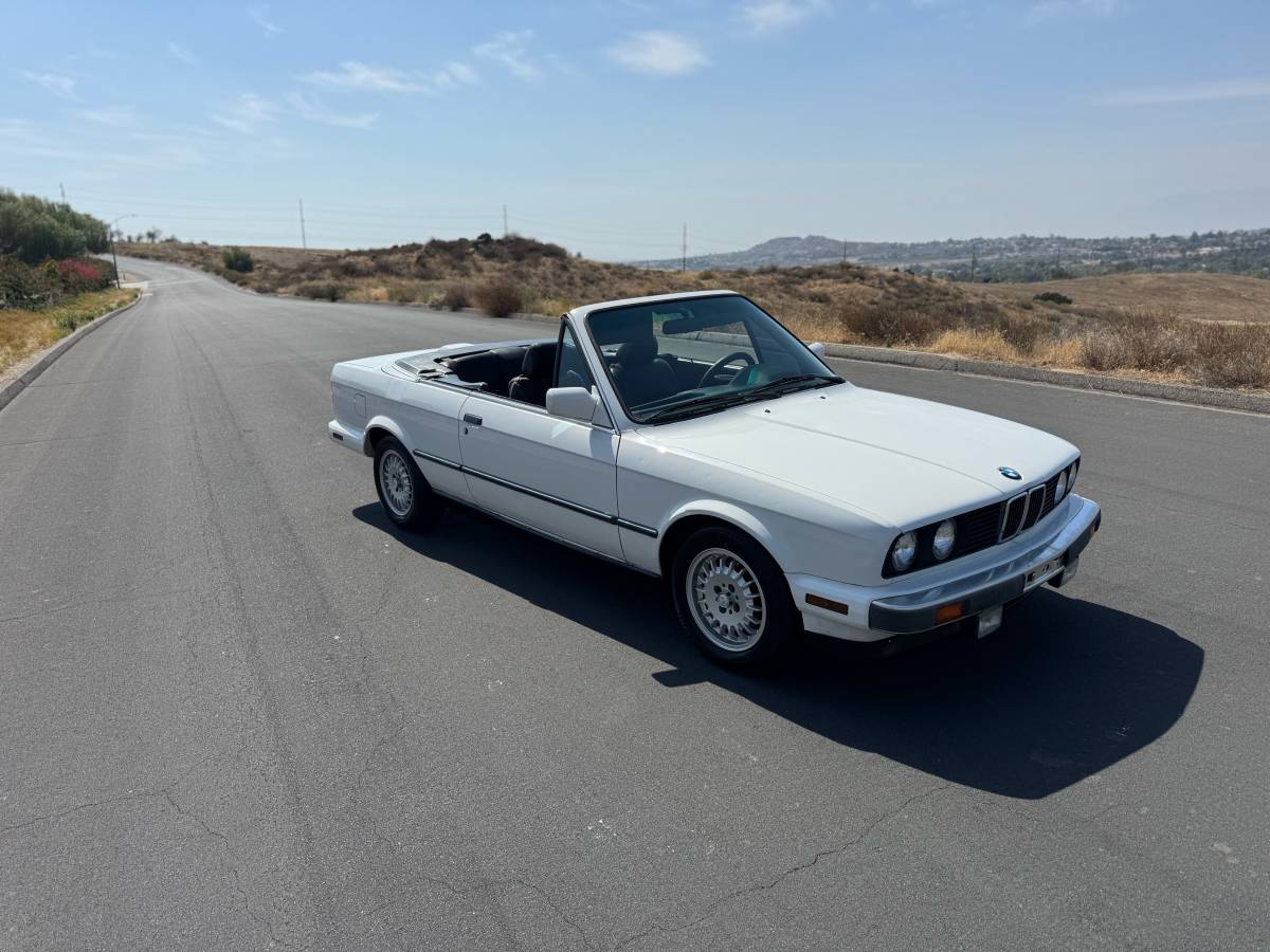 Bmw-325i-1990-white