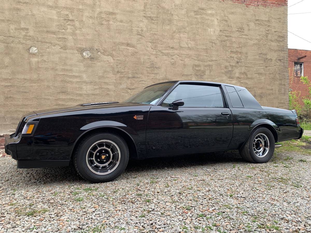 Buick-Grand-national-1986