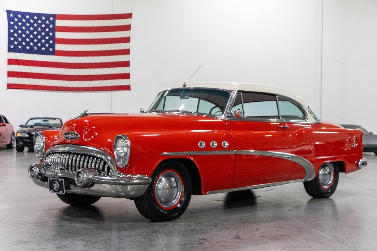 Buick-Special-1953-Coupe-Red-White