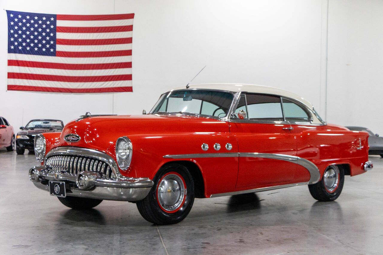 Buick-Special-1953-Red-And-White-RedWhite