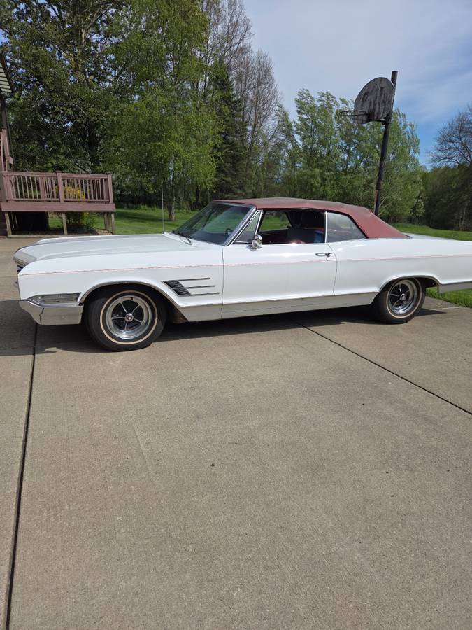 Buick-Wildcat-convertible-1965-white