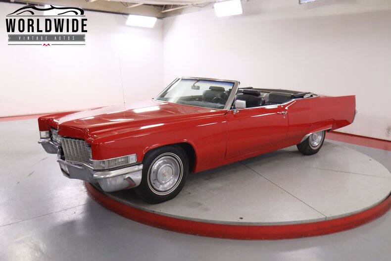 Cadillac-Deville-1969-Red-Black