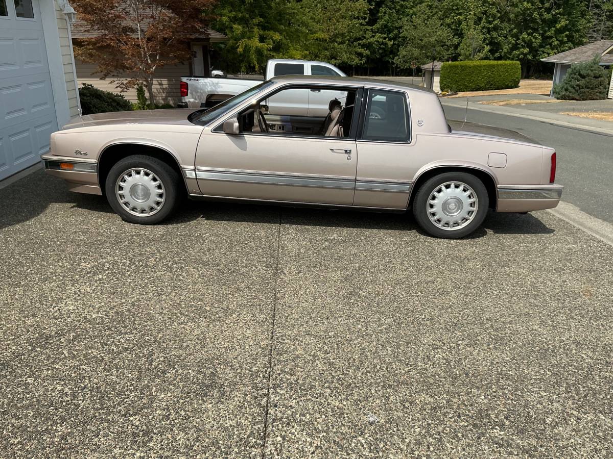Cadillac-Eldorado-1989-brown