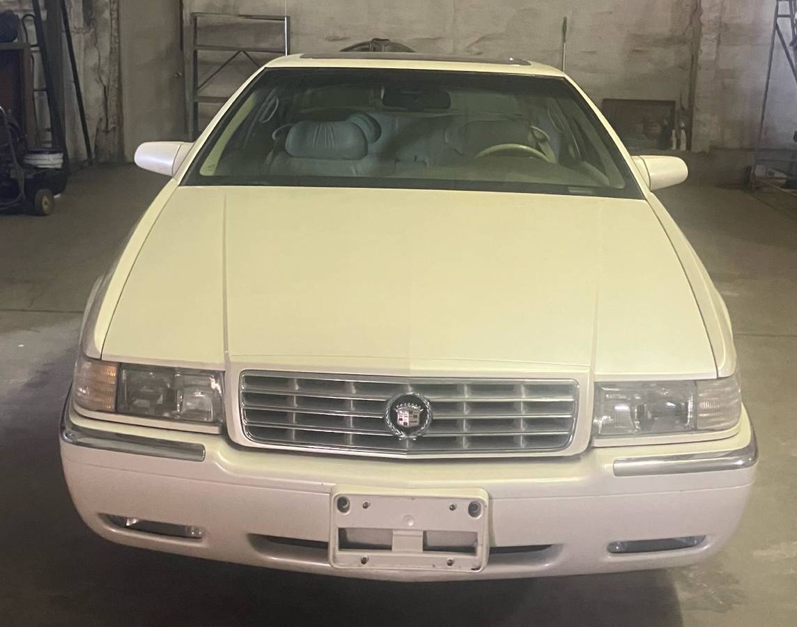 Cadillac-Eldorado-1995