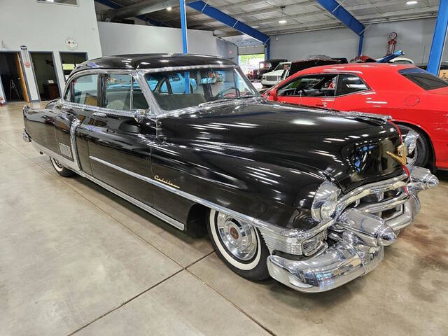 Cadillac-Fleetwood-1953-Black-Gray