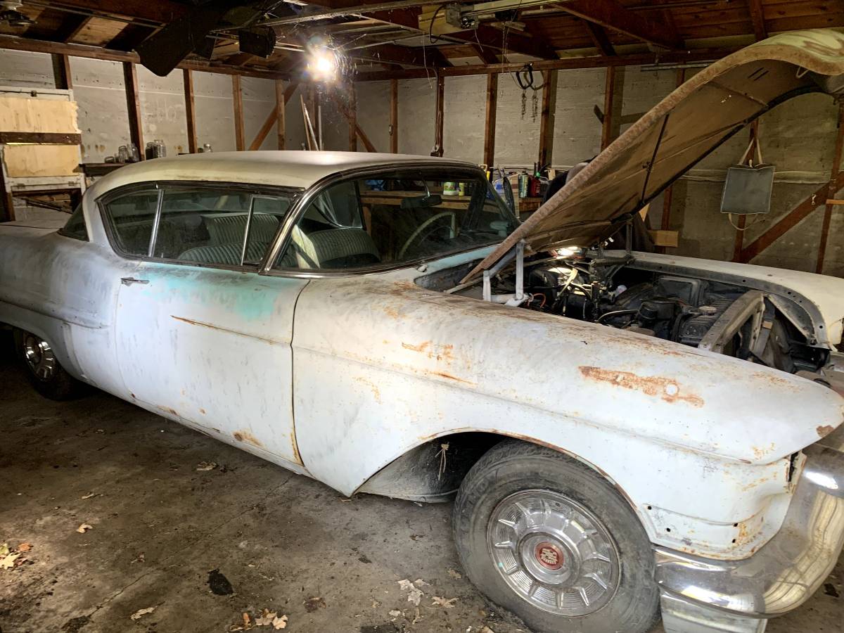 Cadillac-Series-62-1957