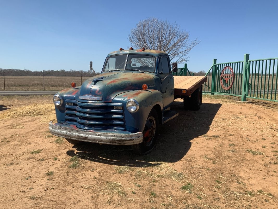 Chevrolet-2-12-Ton-1952-Pickup-Truck-Brown