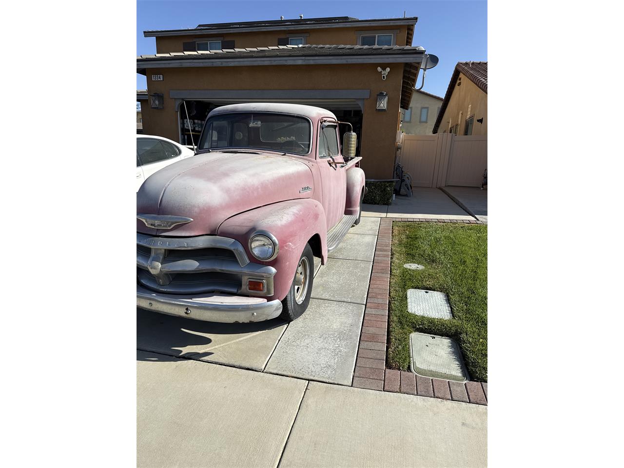 Chevrolet-3100-1954-Res-Tan