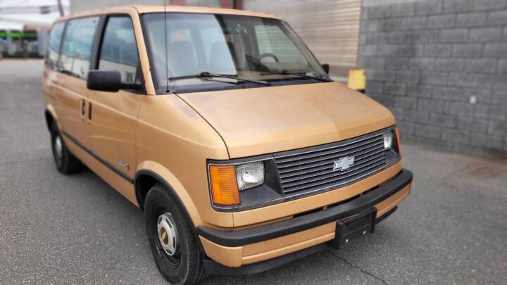 Chevrolet-Astro-van-1989