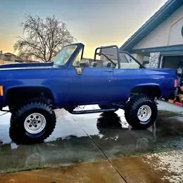 Chevrolet-Blazer-4wd-2-door-1975-Blue-Charcoal