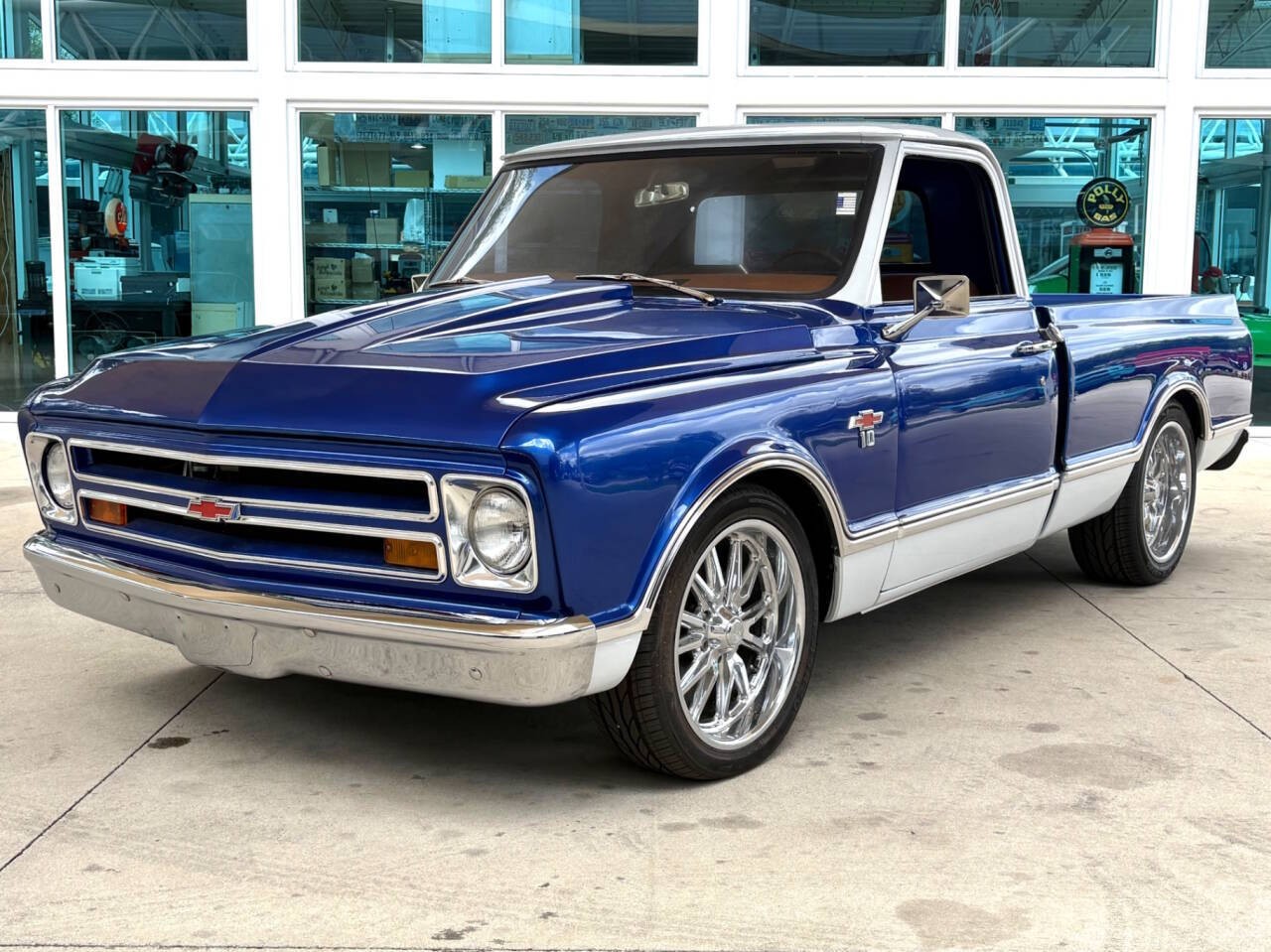 Chevrolet-C-10-1967-Pickup-Truck-Brown