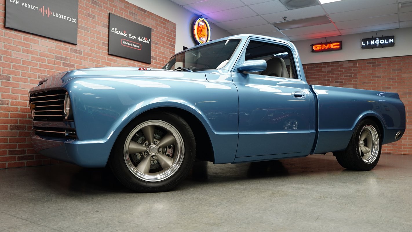 Chevrolet-C-10-1972-Pickup-Truck-Gray