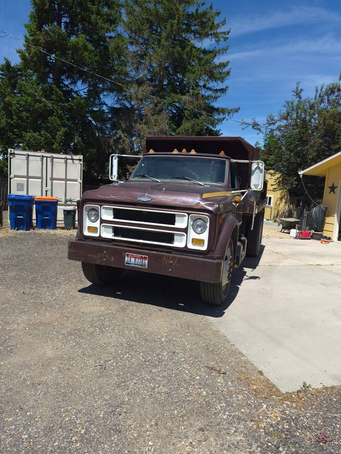 Chevrolet-C-50-1972-brown
