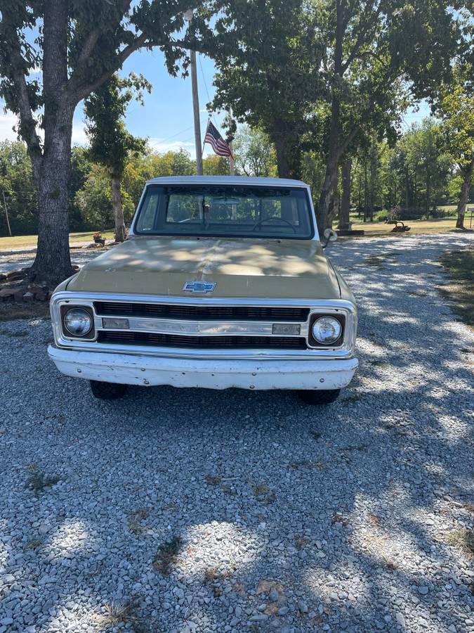 Chevrolet-C10-1970-yellow