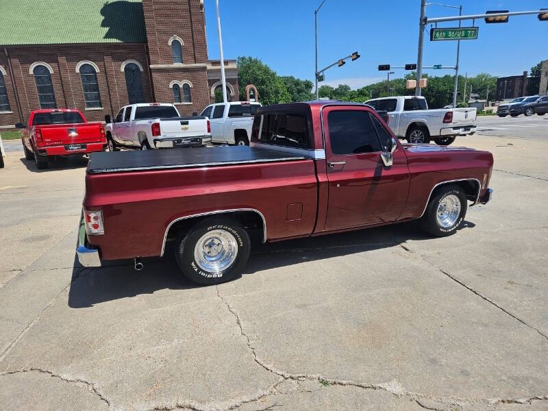 Chevrolet-C10-1976-Burgundy-Black