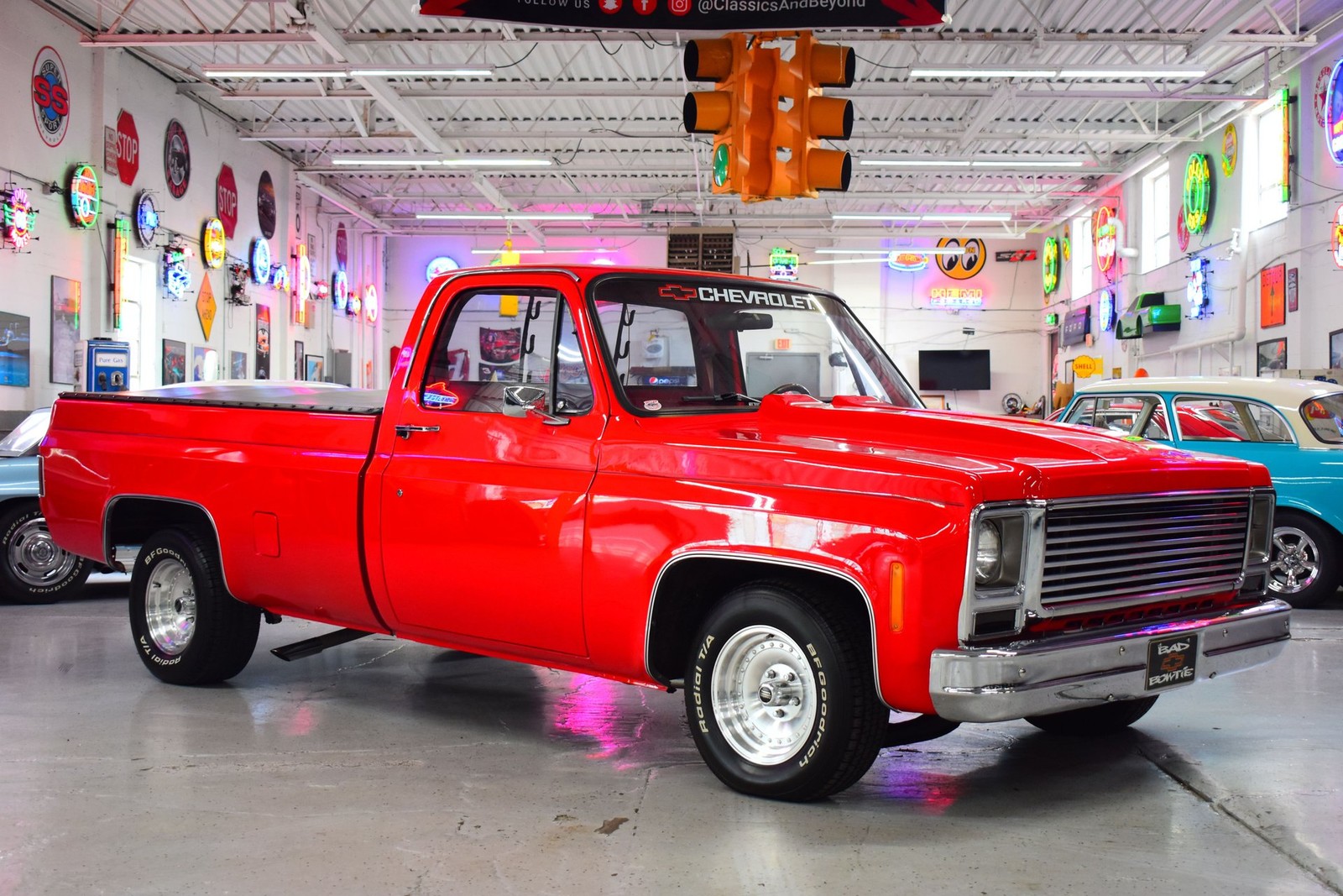 Chevrolet-C10-1979-Other-Red