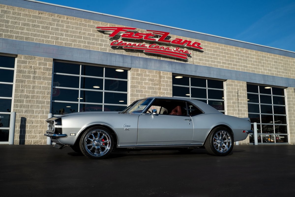 Chevrolet-Camaro-1968-Coupe-Dark-Maroon