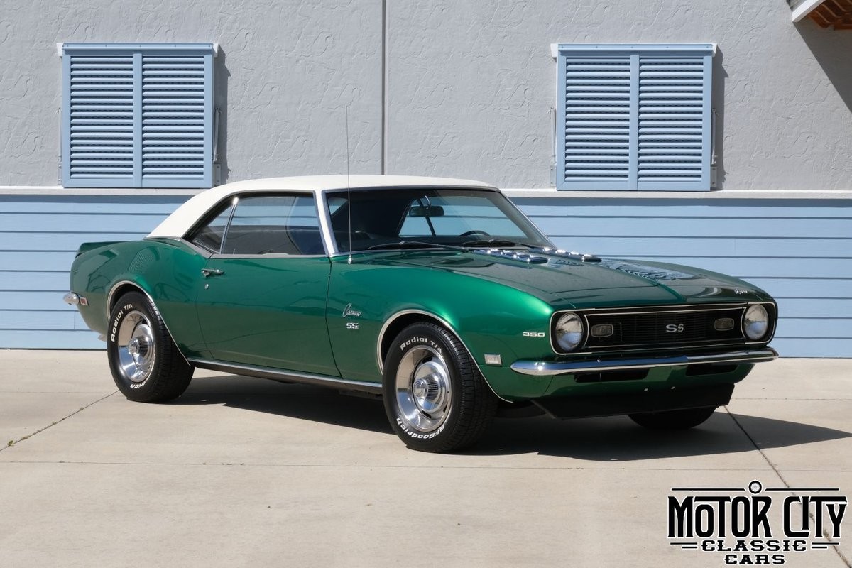 Chevrolet-Camaro-1968-White