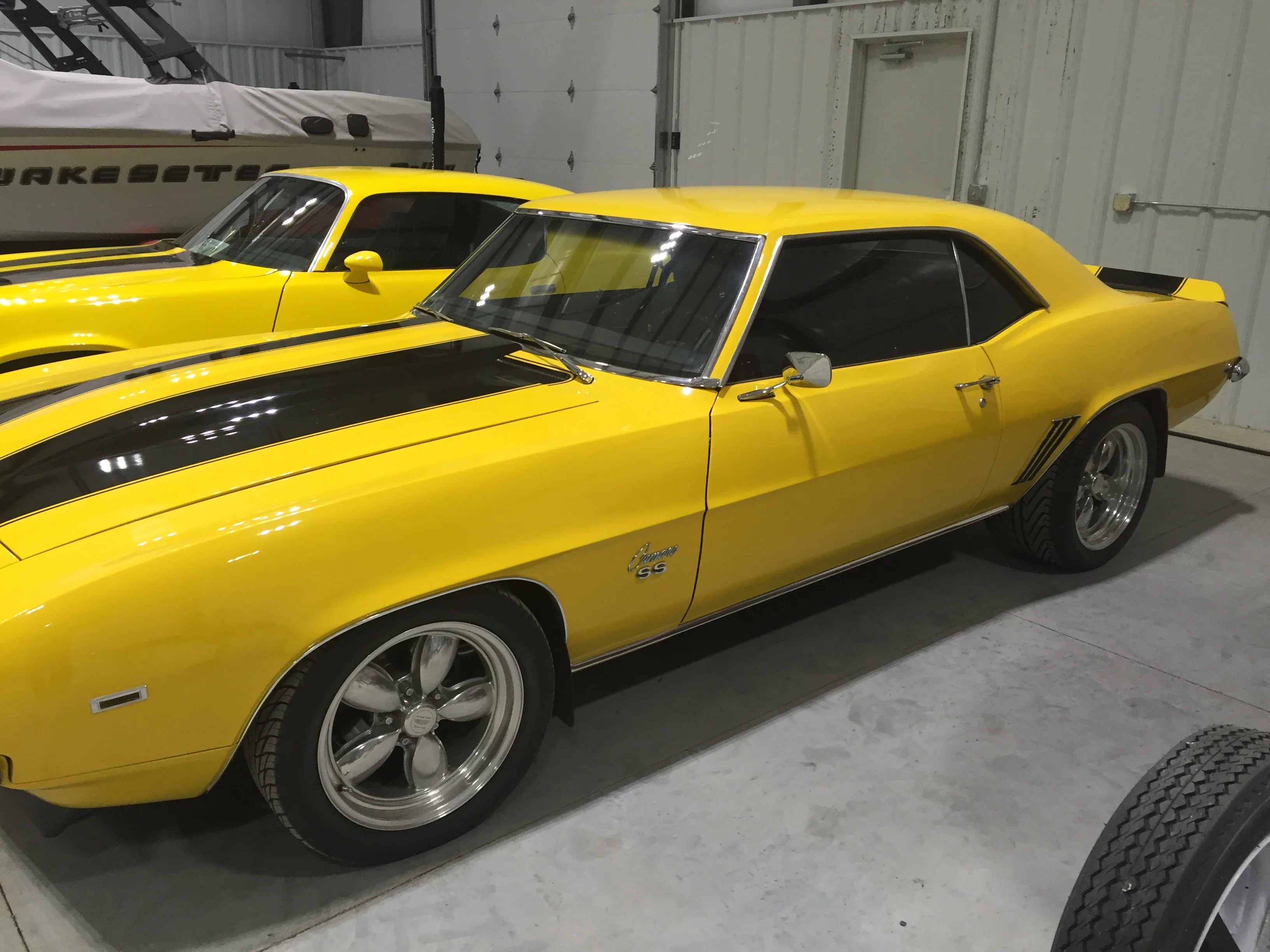 Chevrolet-Camaro-1969-Yellow-Black