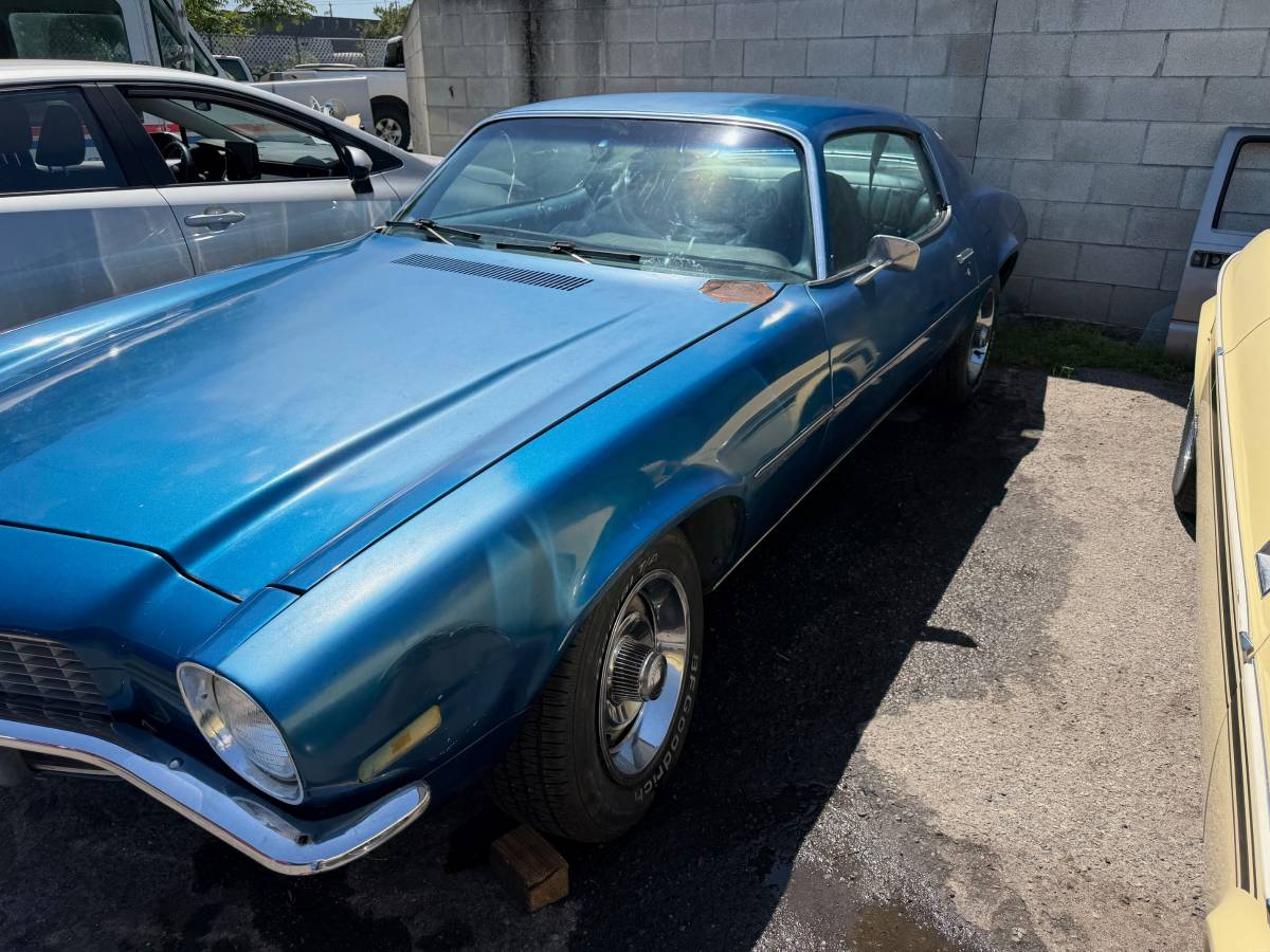 Chevrolet-Camaro-1971