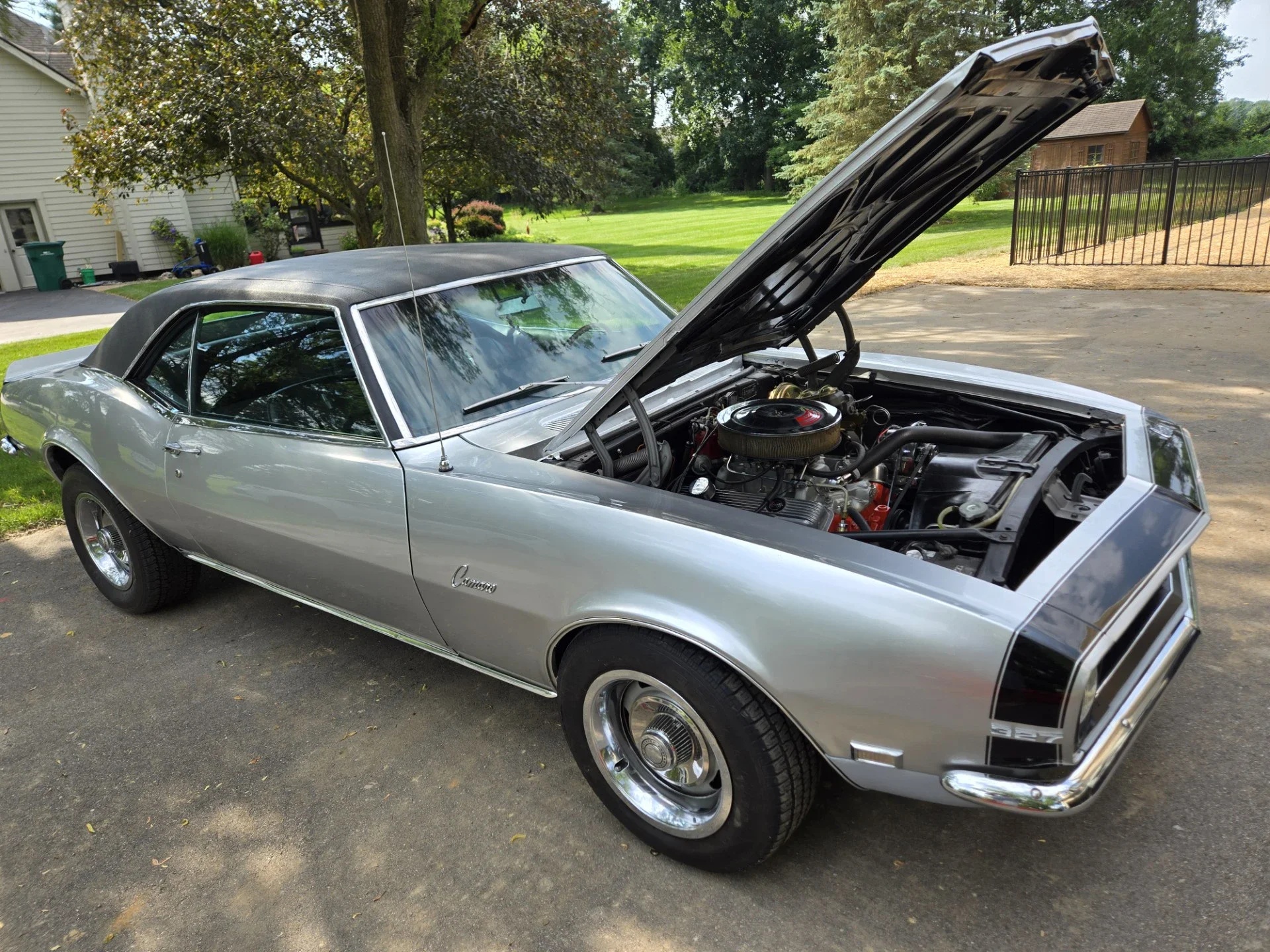 Chevrolet-Camaro-coupe-1968-Black