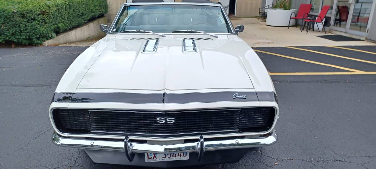 Chevrolet-Camaro-rsss-1968-white