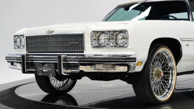 Chevrolet-Caprice-1975-Convertible-White