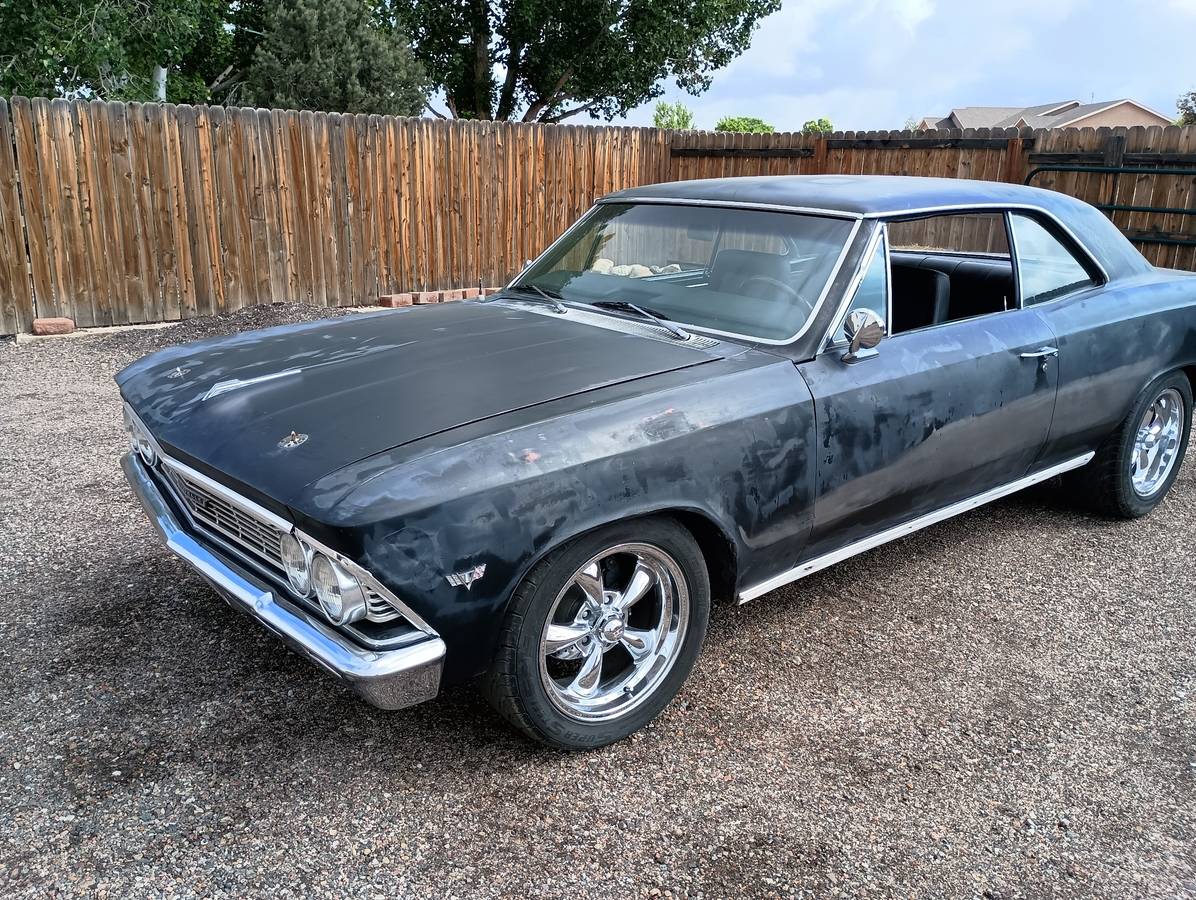 Chevrolet-Chevelle-1966-black