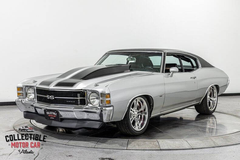 Chevrolet-Chevelle-1971-Silver-Metallic-Black