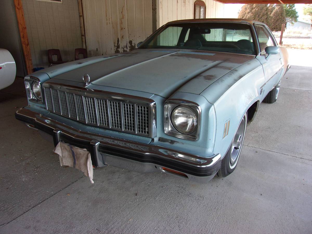 Chevrolet-Chevelle-1975-blue