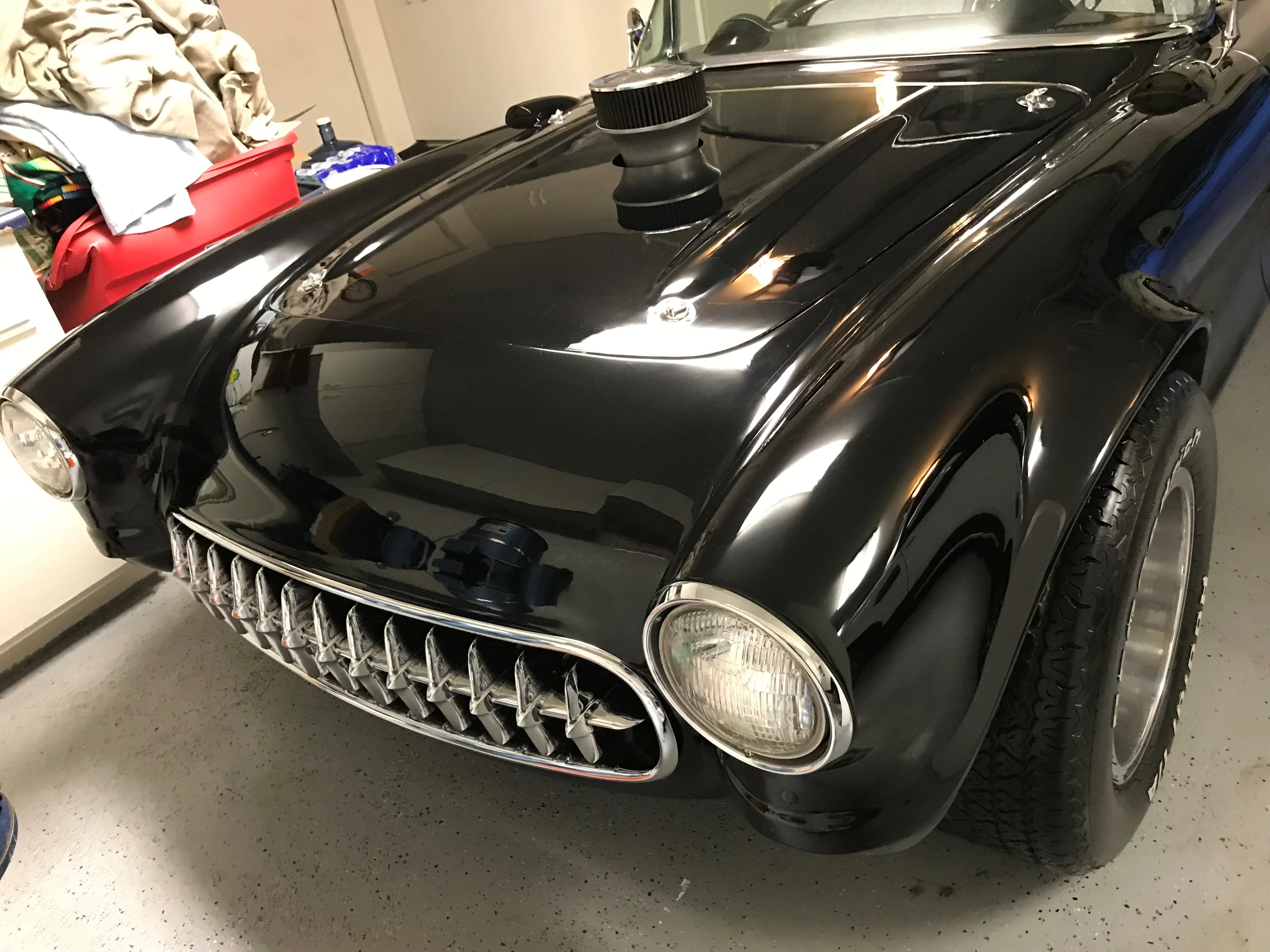 Chevrolet-Corvette-1957-Black-Black