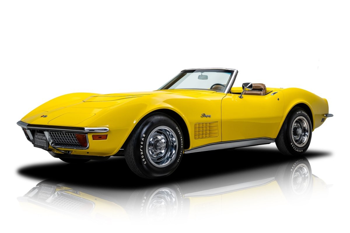 Chevrolet-Corvette-1972-Convertible-Saddle