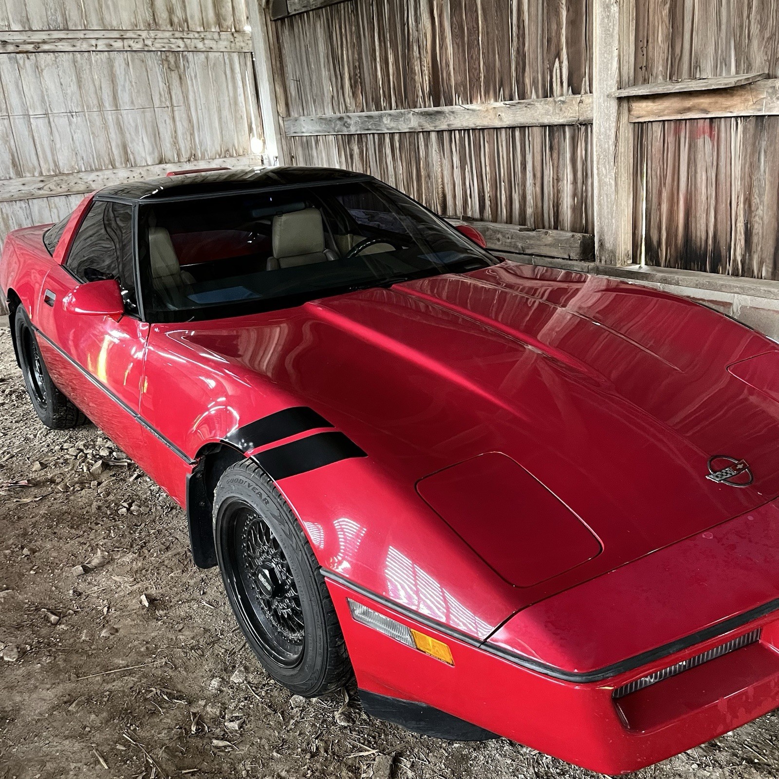 Chevrolet-Corvette-1986-Hatchback-Tan