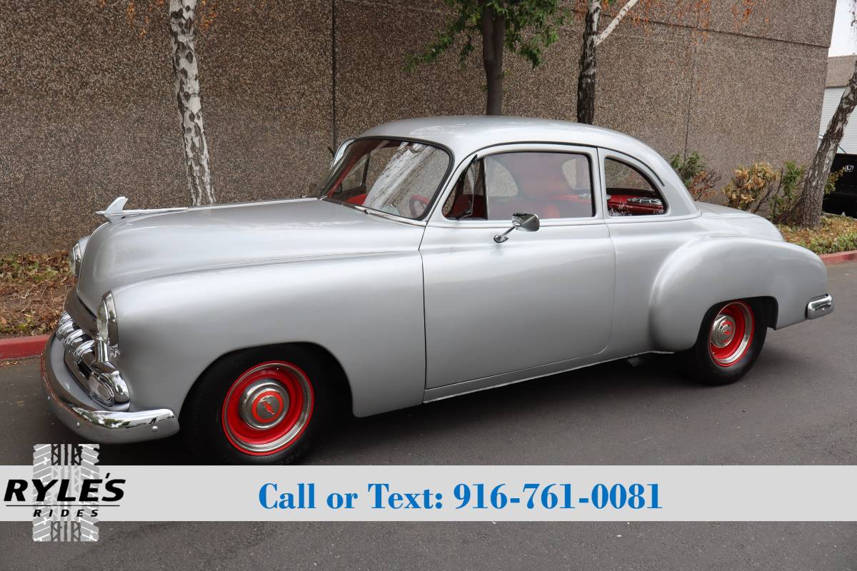 Chevrolet-Deluxe-1950
