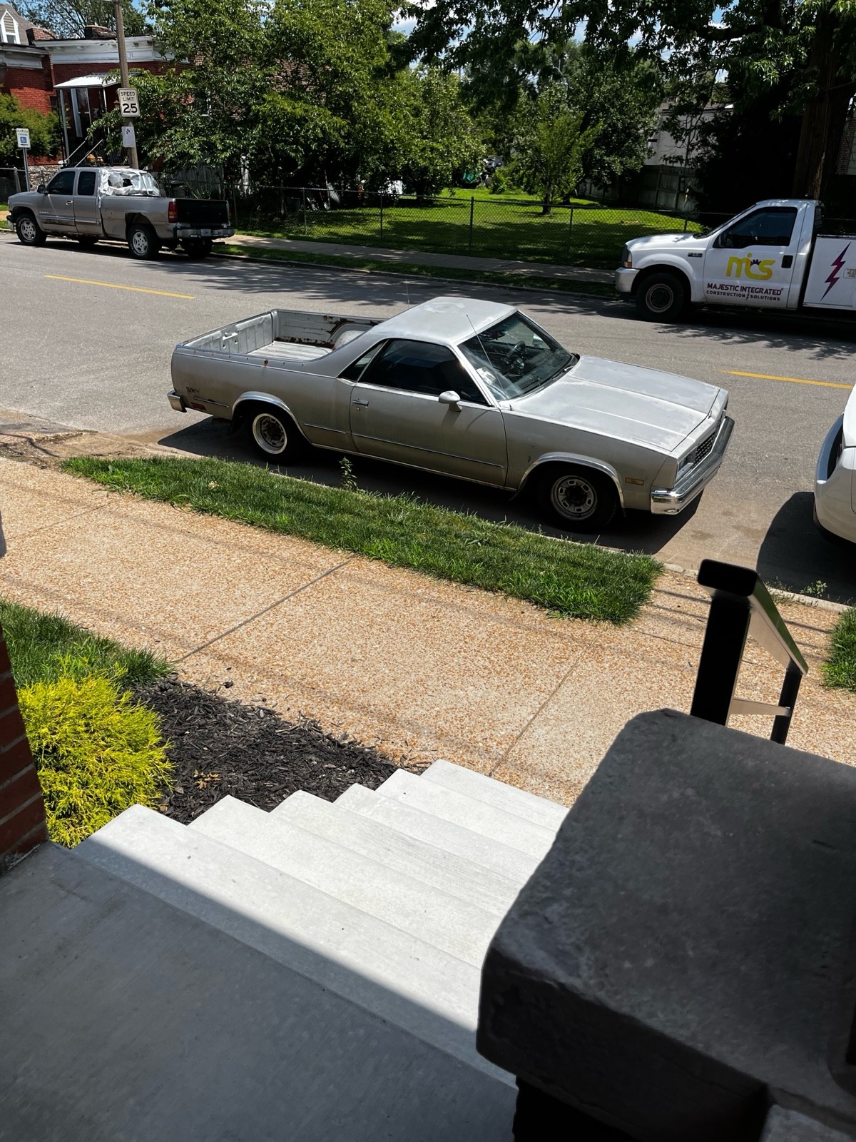 Chevrolet-El-Camino-1982