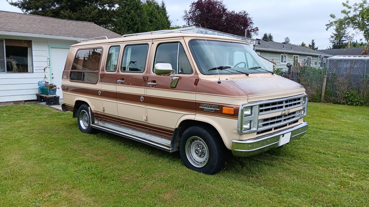 Chevrolet-G-series-34-ton-nominal-1986-custom