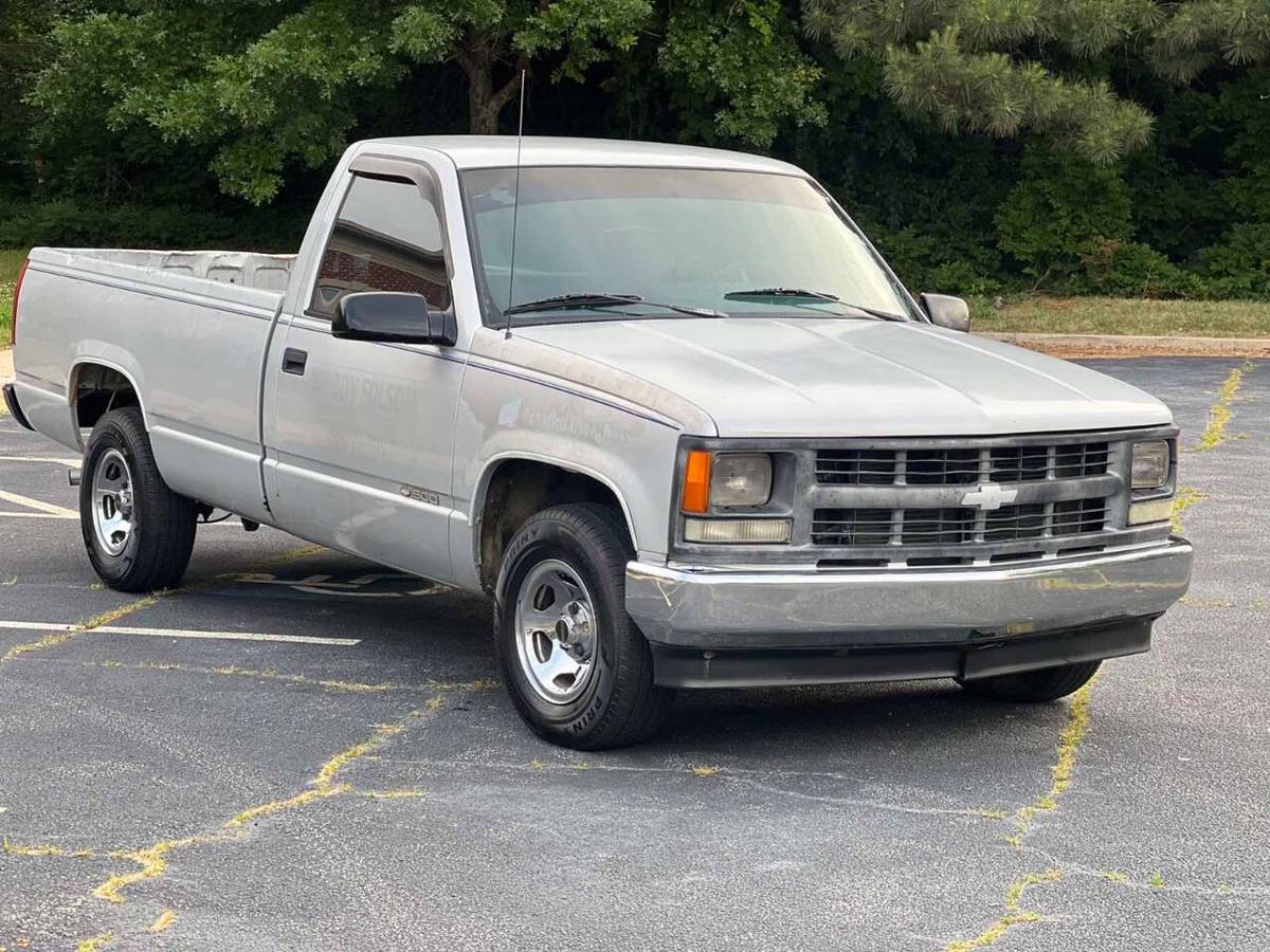Chevrolet-Gmt-400-12-ton-nominal-1995