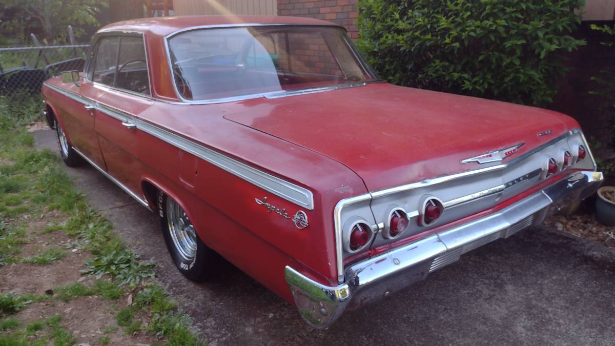 Chevrolet-Impala-1962-red