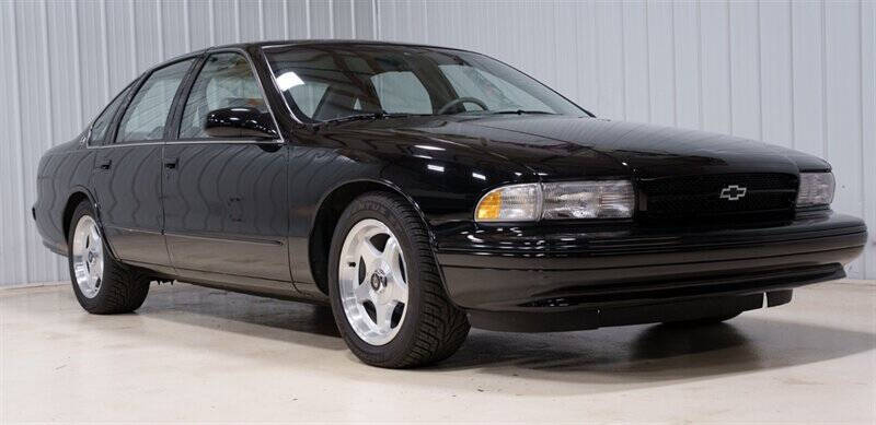 Chevrolet-Impala-1996-Black-Gray