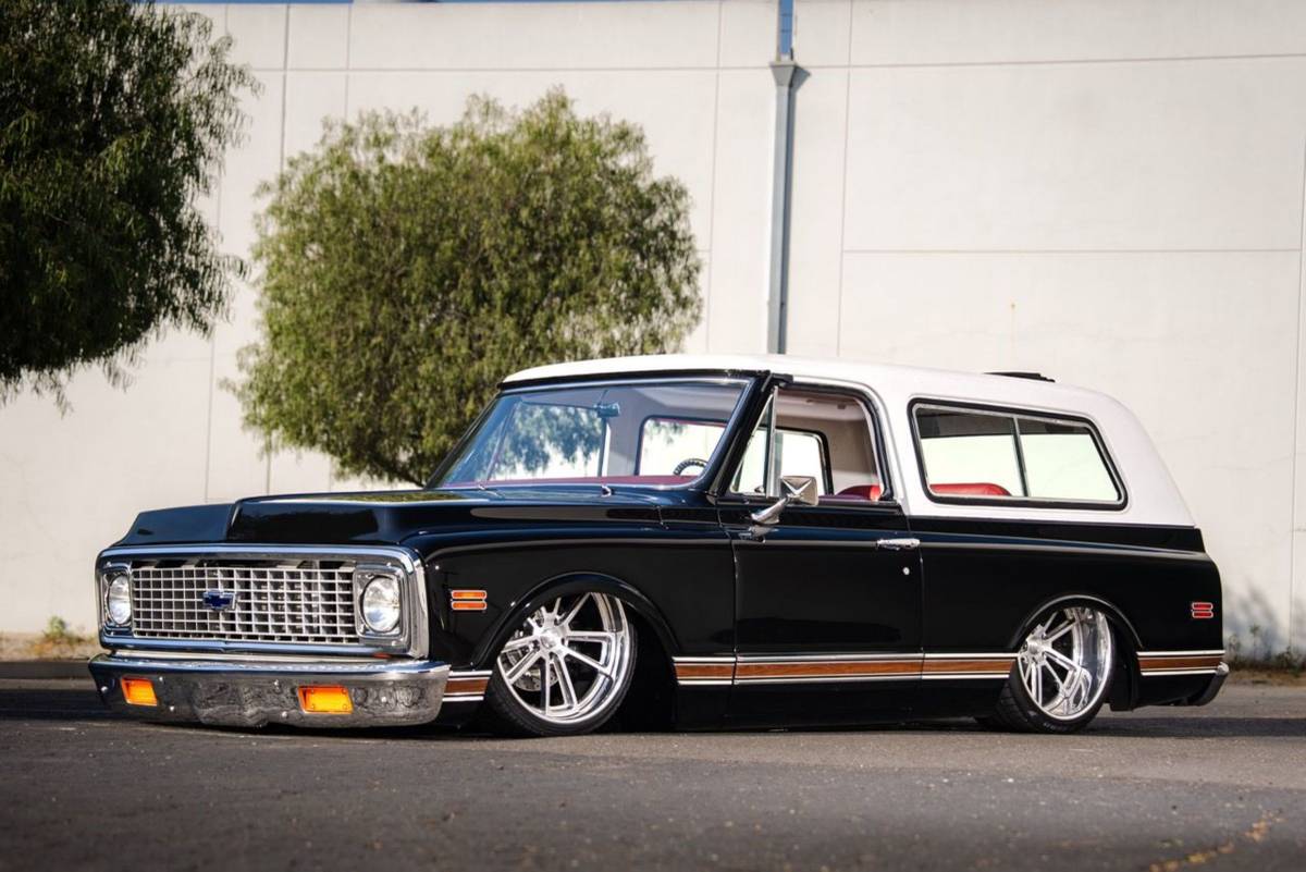Chevrolet-K5-blazer-1972-black