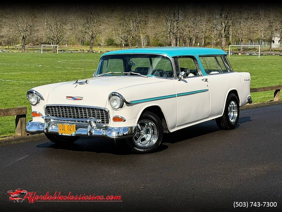 Chevrolet-Nomad-1955
