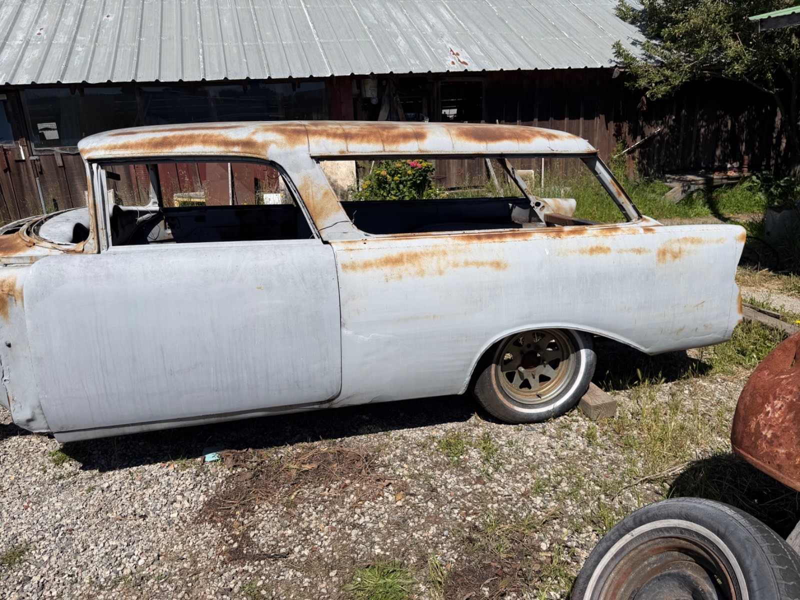 Chevrolet-Nomad-1956-Wagon-Gray