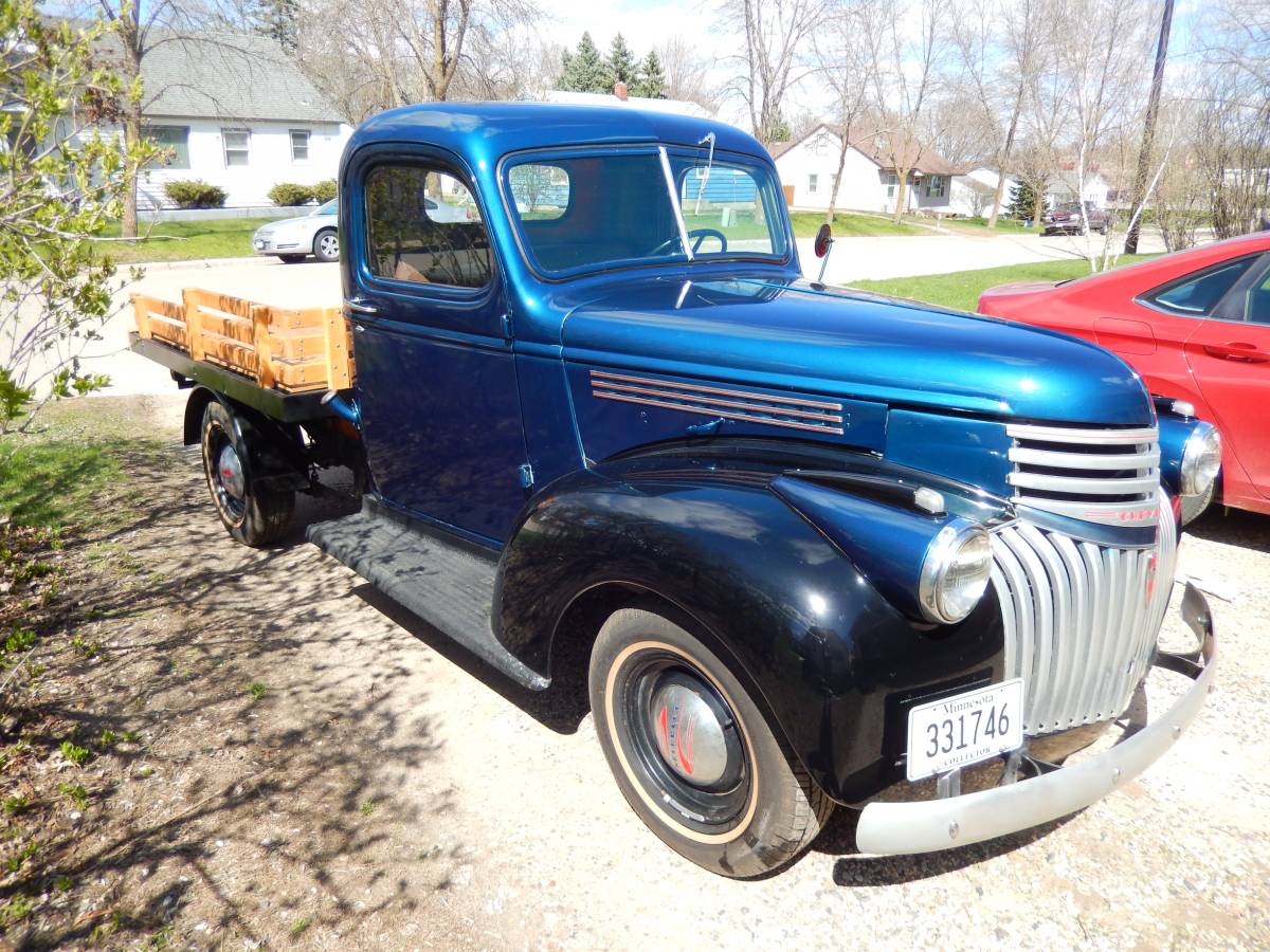 Chevrolet-Silverado-1946-blue