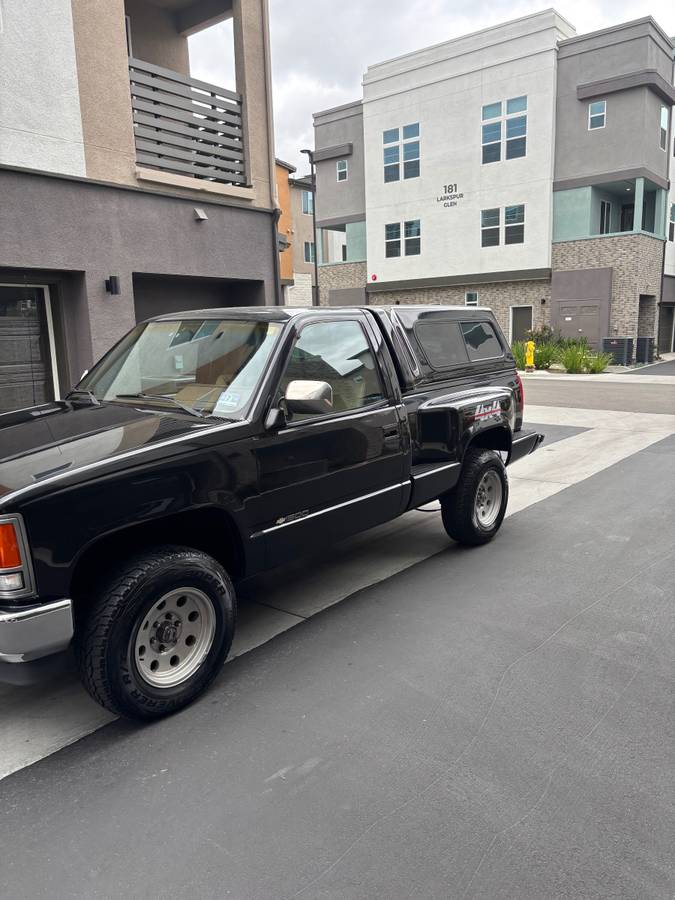 Chevrolet-Silverado-1988-black