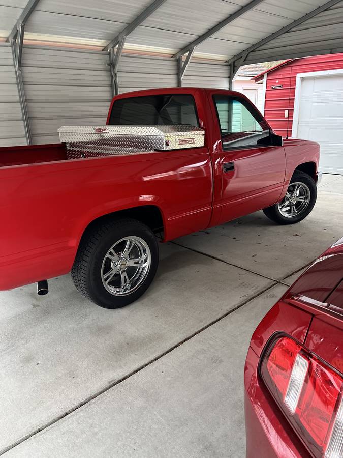 Chevrolet-Silverado-1988-red